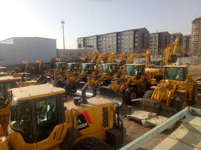 雷沃工程機(jī)械喜迎2018旺季開(kāi)門(mén)紅